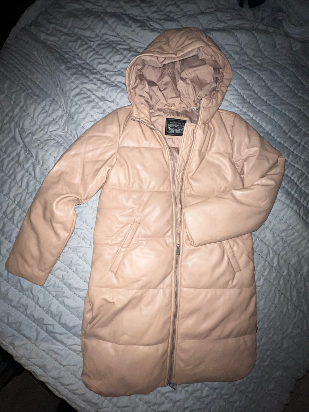 Levi's Women's Hooded Puffer Coat in Biscotti